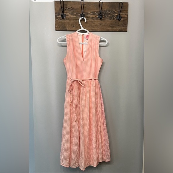 kate spade Dresses & Skirts - Kate Spade Midi Dress size 2 pink and white checker pattern with pockets!